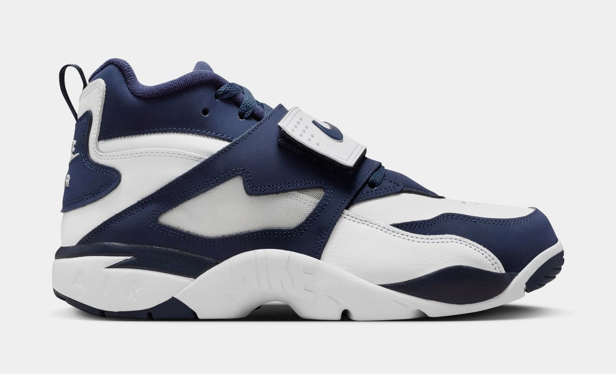 Nike Air Diamond Turf White And Metallic Silver