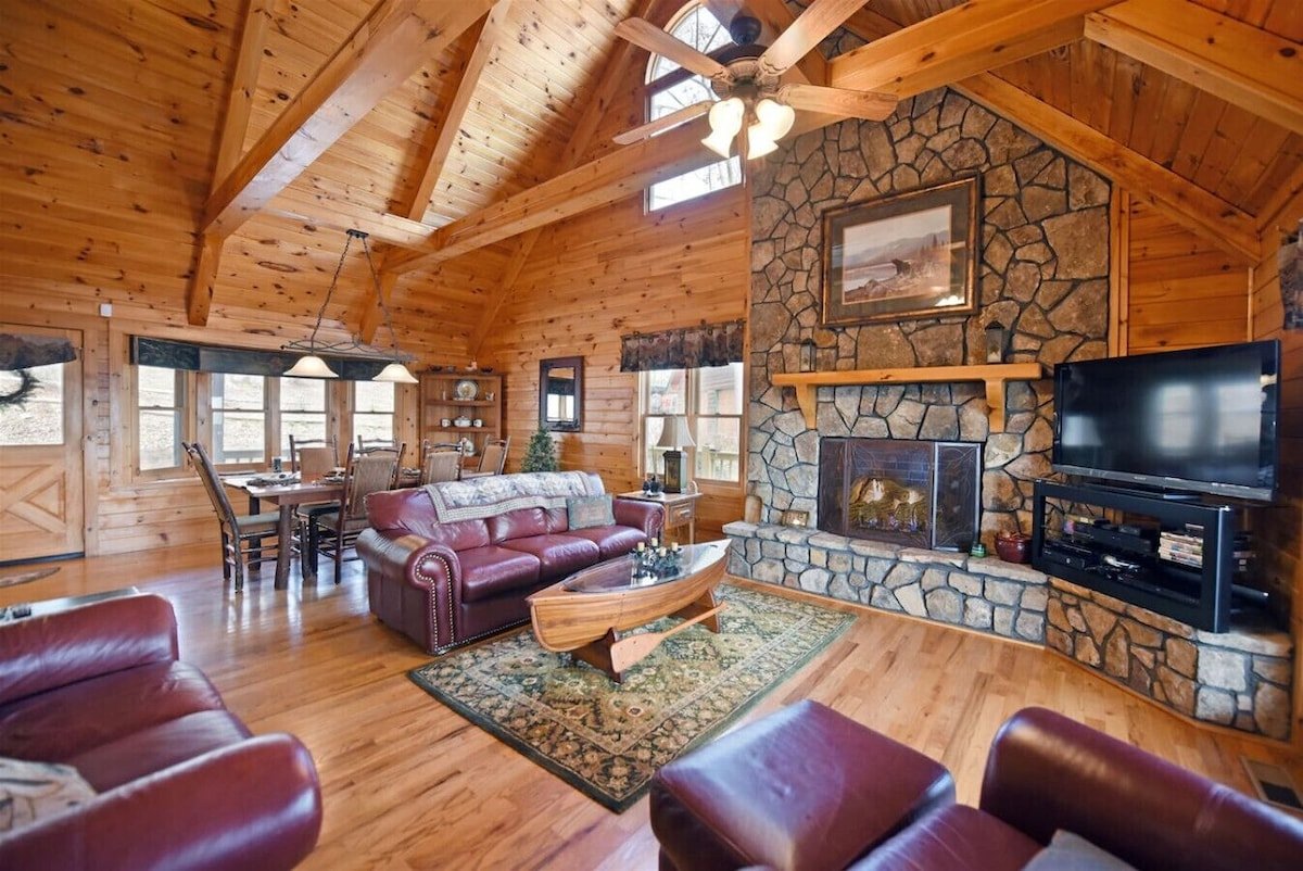 Point of View | 3BR Luxury Cabin • Hot Tub • Game Room • Mountain Views