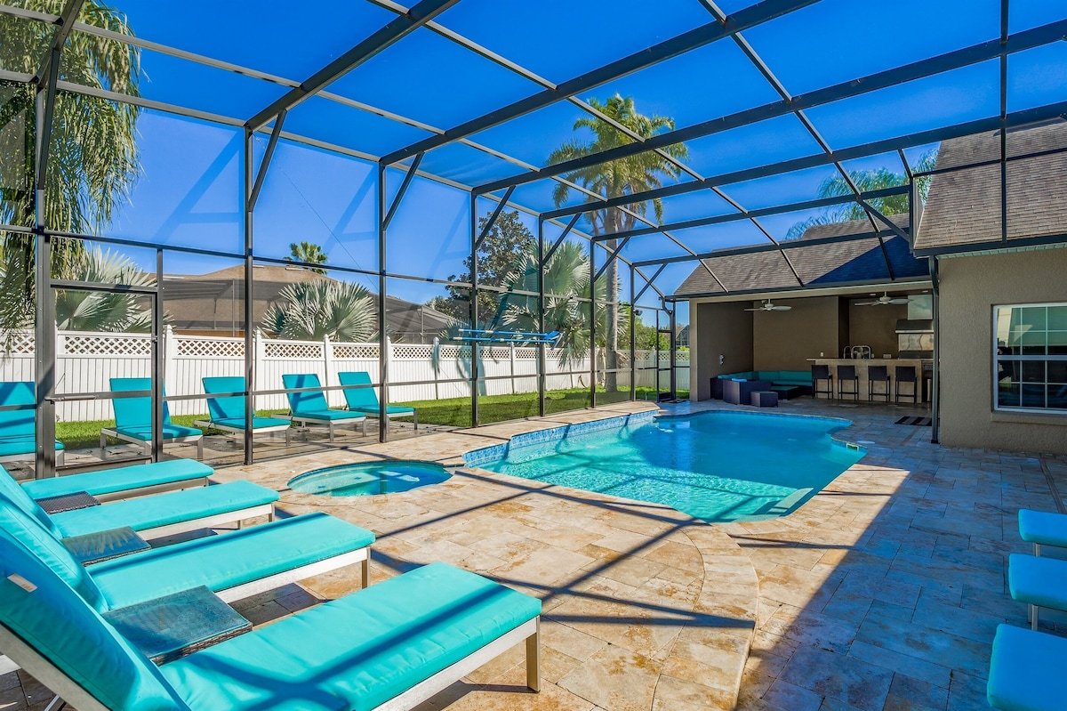 Luxury Mansion Pool Hot Tub Theater Outdoor Kitchen BBQ GM RM 2 Miles Disney